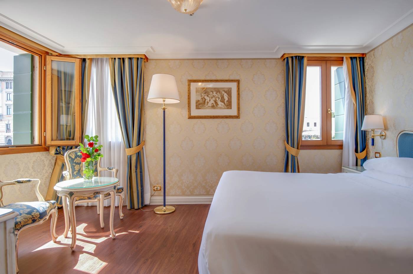 Hotel-Antiche-Figure-Room-13