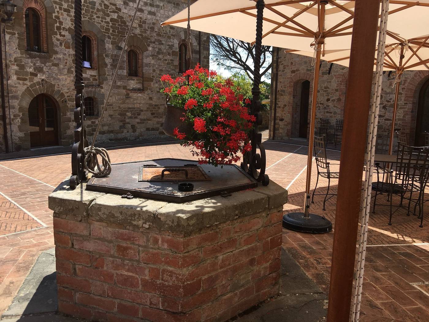 Castel Monastero - The Leading Hotels of the World-Italy-CASTELNUOVO BERARDENGA (SIENA)-Lobby-3