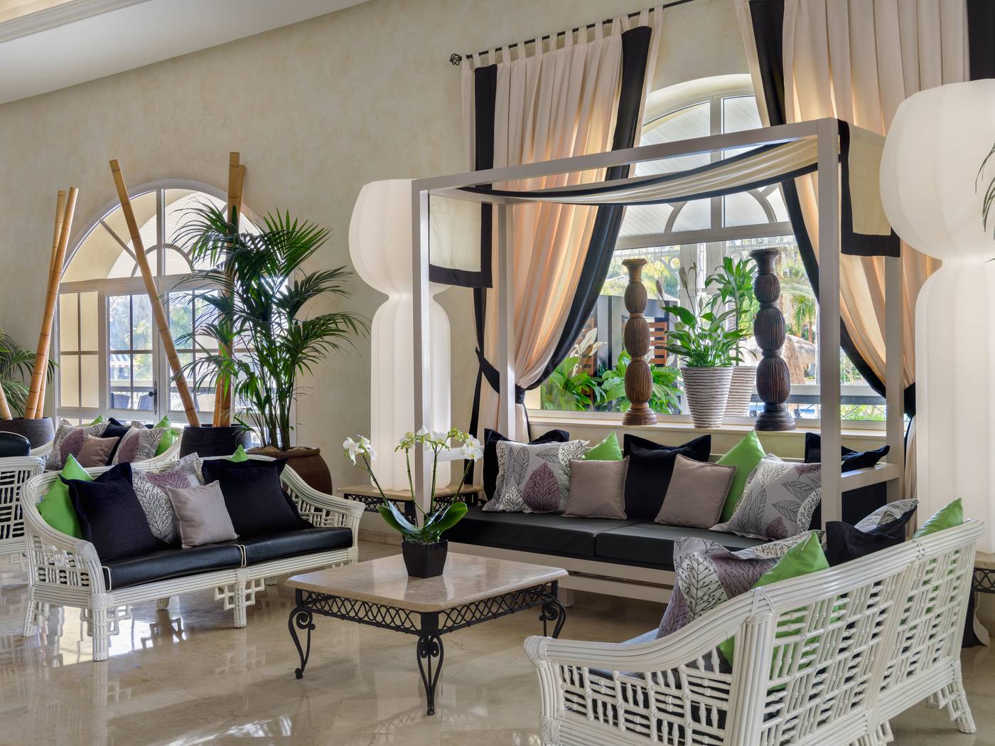 Gran-Oasis-Resort-Lobby-53