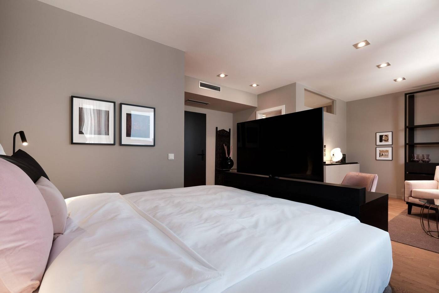 Saxx Hotel Theater Karree-Germany-Hagen-Room-9