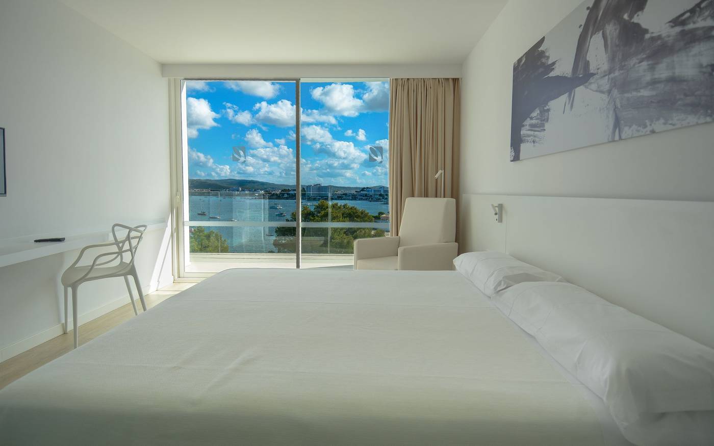 Els-Pins-Resort---Spa-Room-21