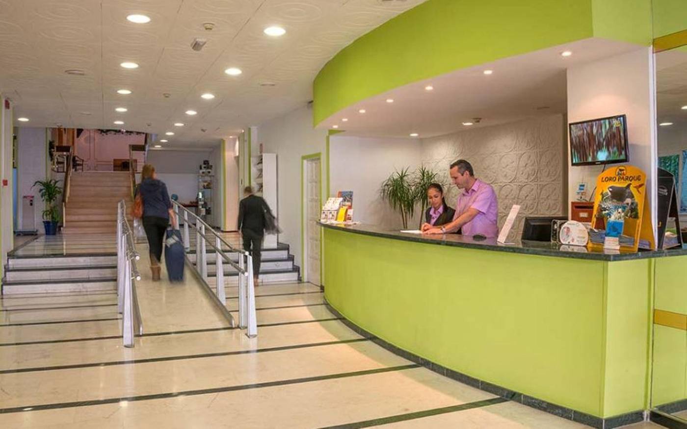 DC-Xibana-Park-Hotel-Lobby-20