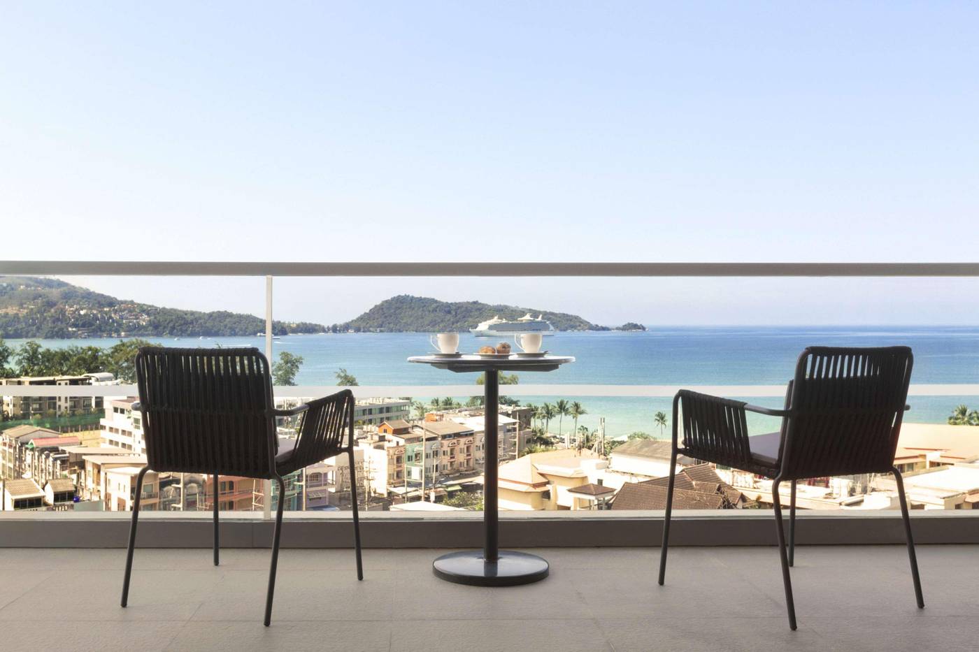 Andaman-Beach-Hotel-Phuket-Handwritten-Collection-Beach-68