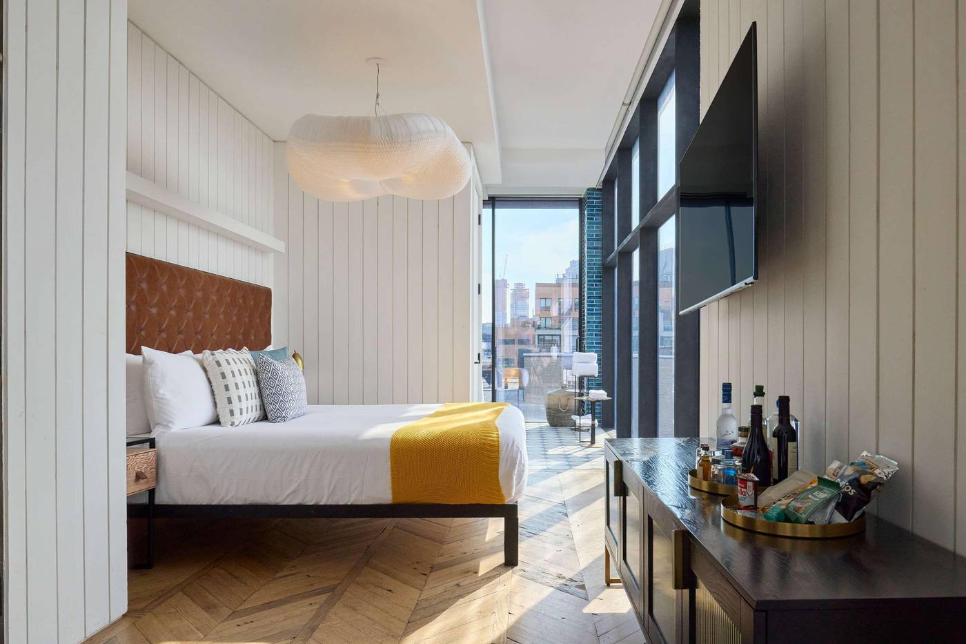 Arlo-Williamsburg-Room-51