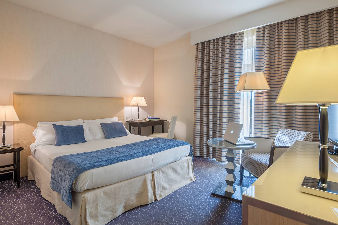 Hotel Nazionale-Italy-Desenzano del Garda BS-Room-8