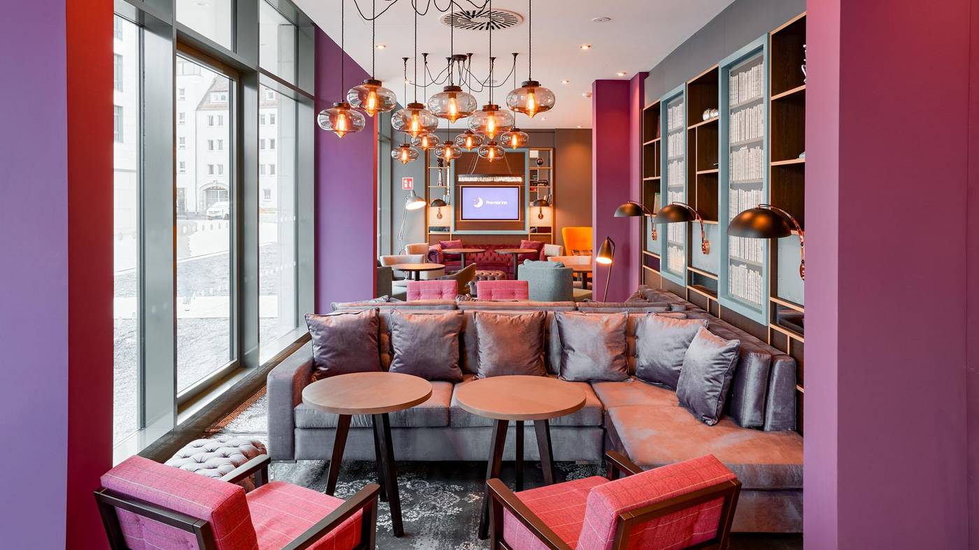 Premier Inn Nürnberg City Opernhaus-Germany-Nuremberg-Lobby-3