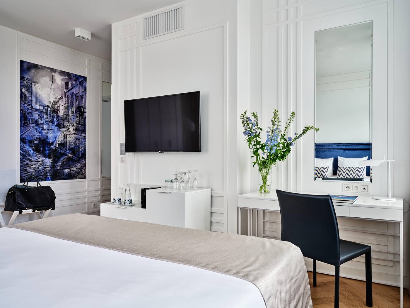 Hotel-Indigo-Warsaw---Nowy-Swiat-Room-35