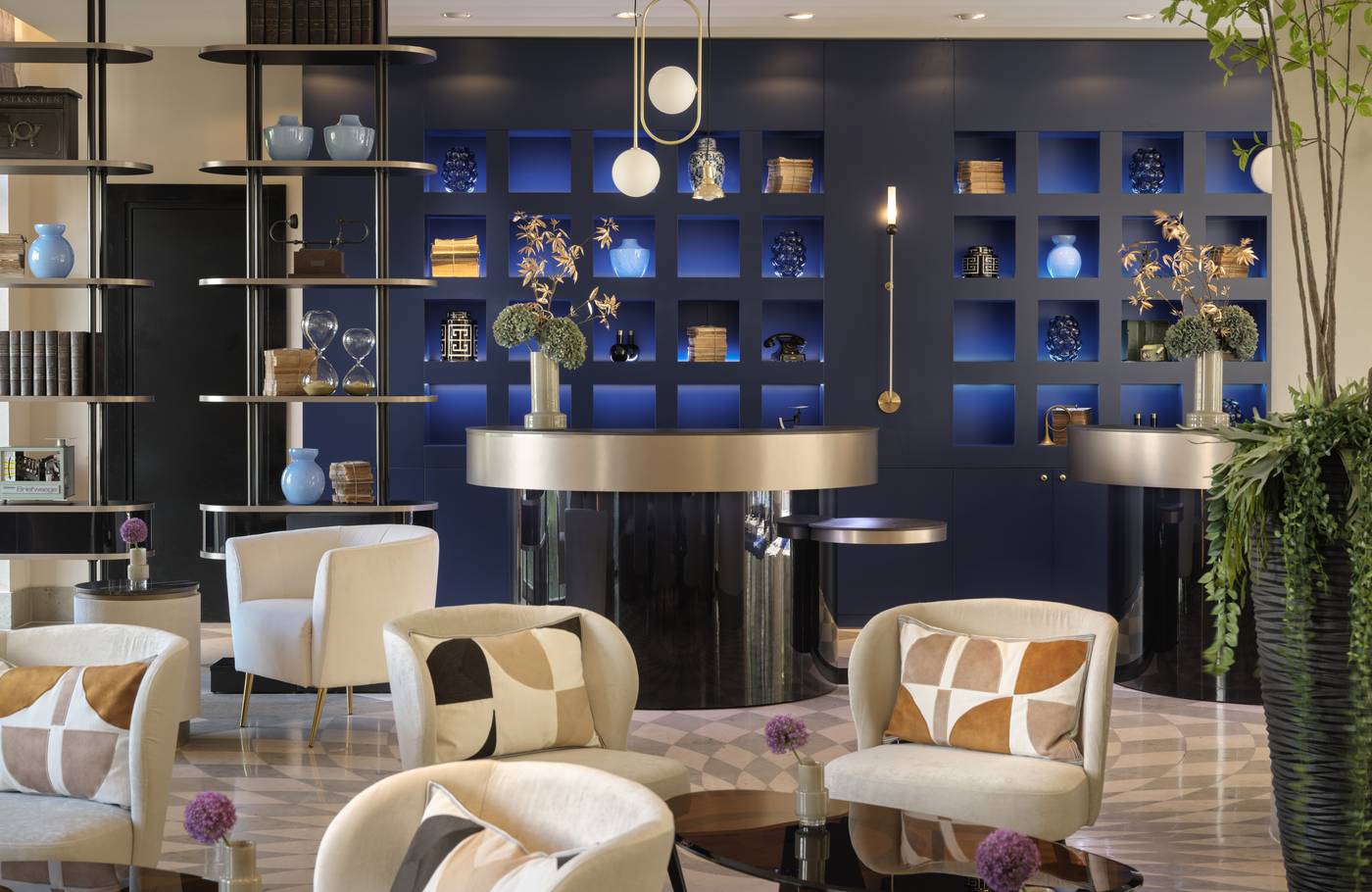 Hotel-Berlin-Potsdamer-Platz-by-Leonardo-Hotels-Lobby-4