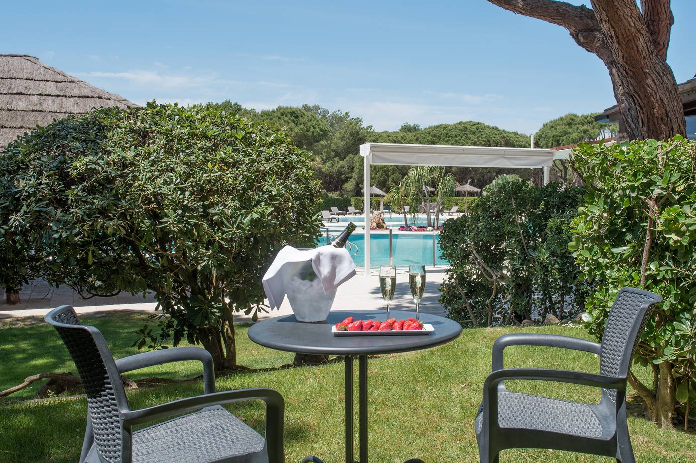 La-Costa-Hotel-Golf---Beach-Resort-Room-14