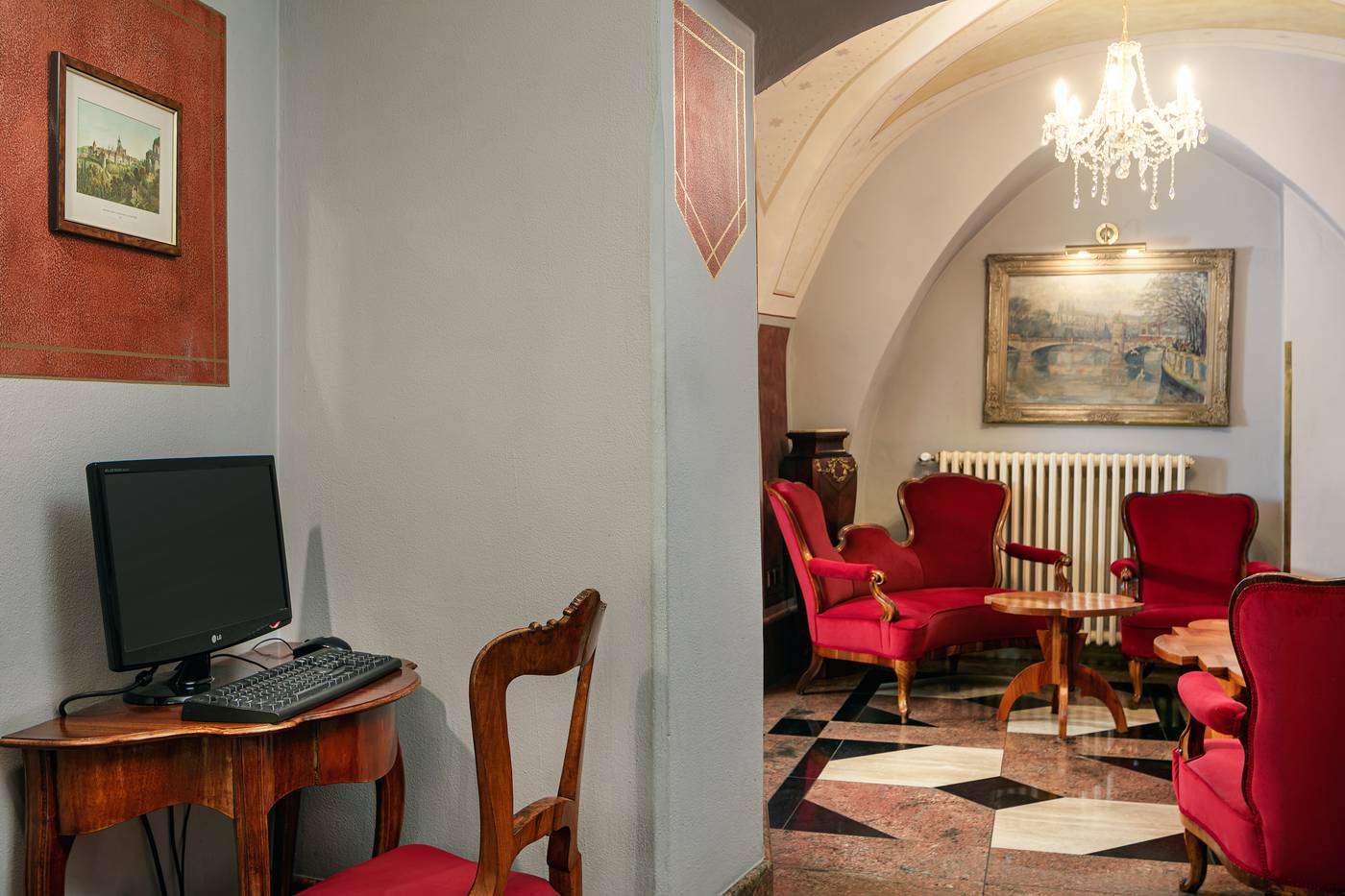 The-Charles-Hotel-Lobby-8