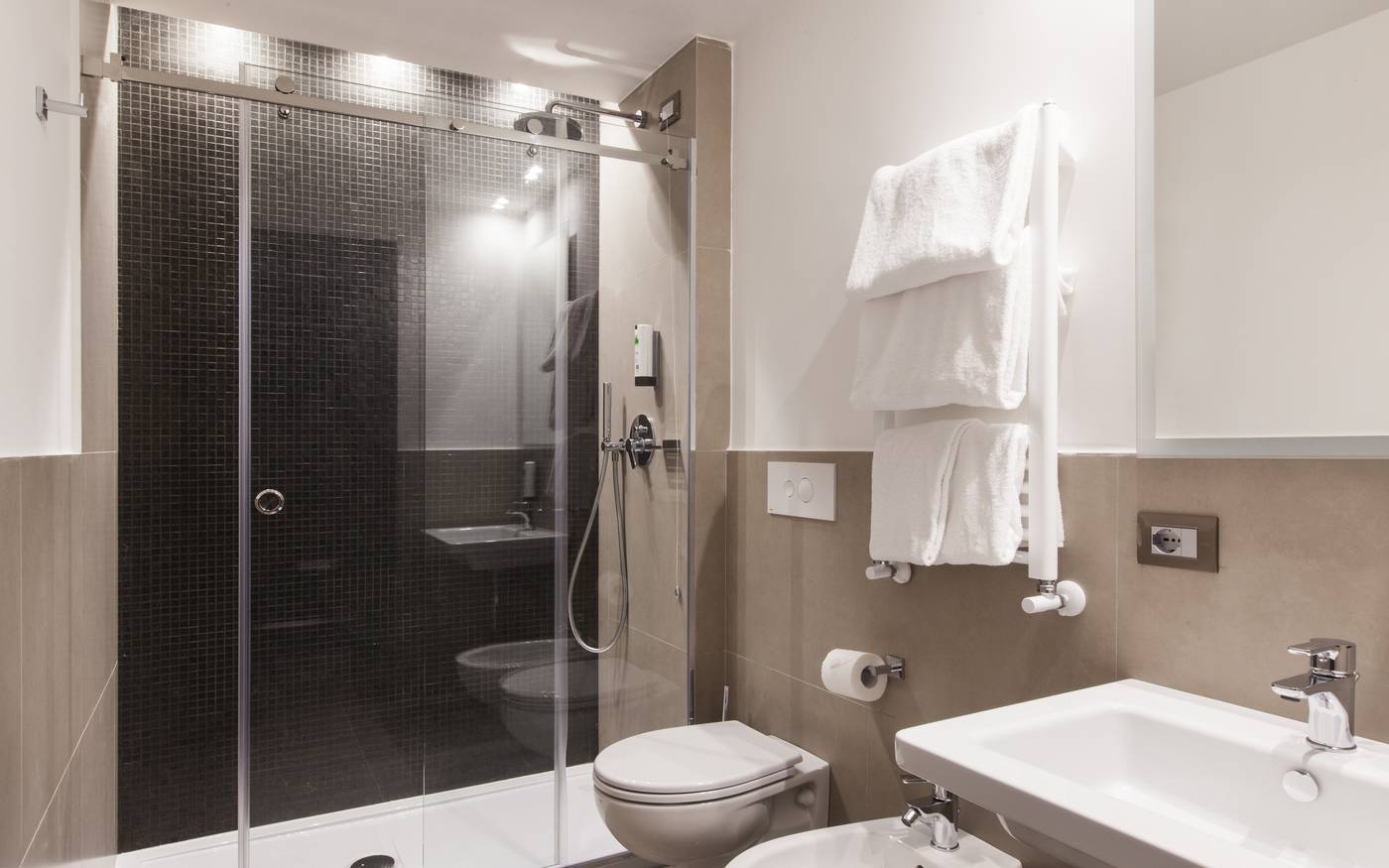 The-Republic-Room-26