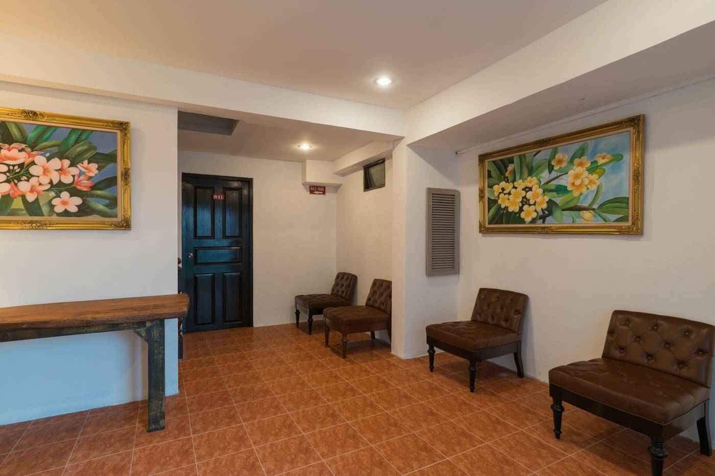 Patong-Swiss-Lobby-53