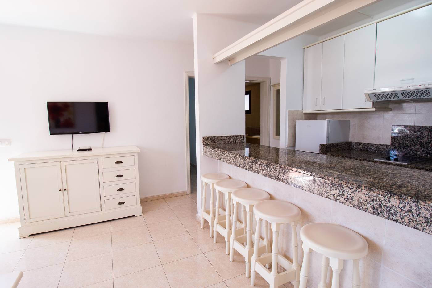 Flamingo-Apartments-Room-28