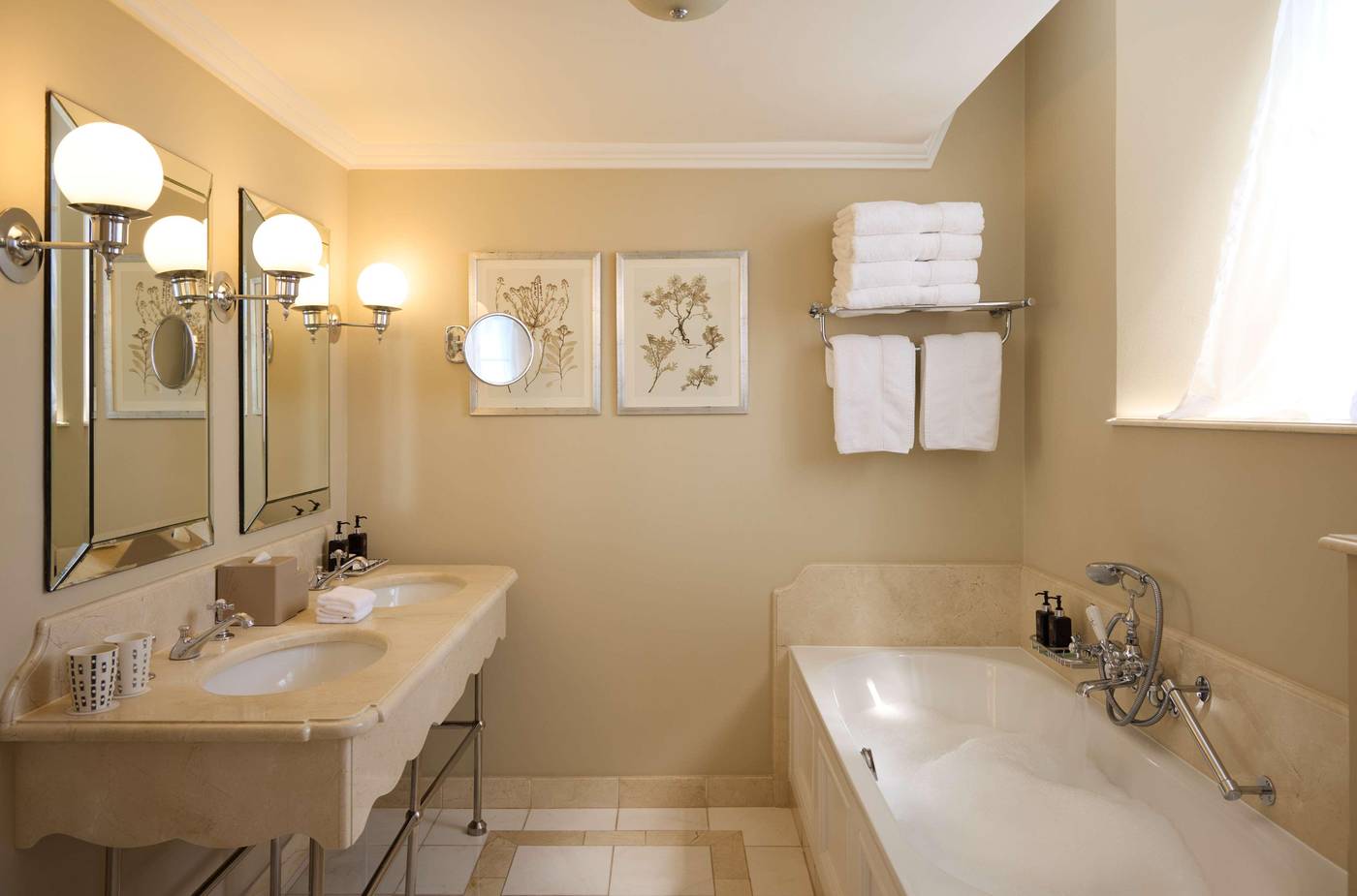 Belmond-Mount-Nelson-Hotel-Room-55