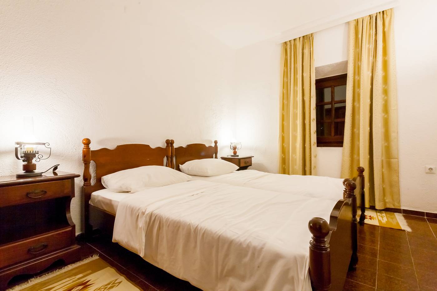 Kulla-e-Balshajve-Room-22