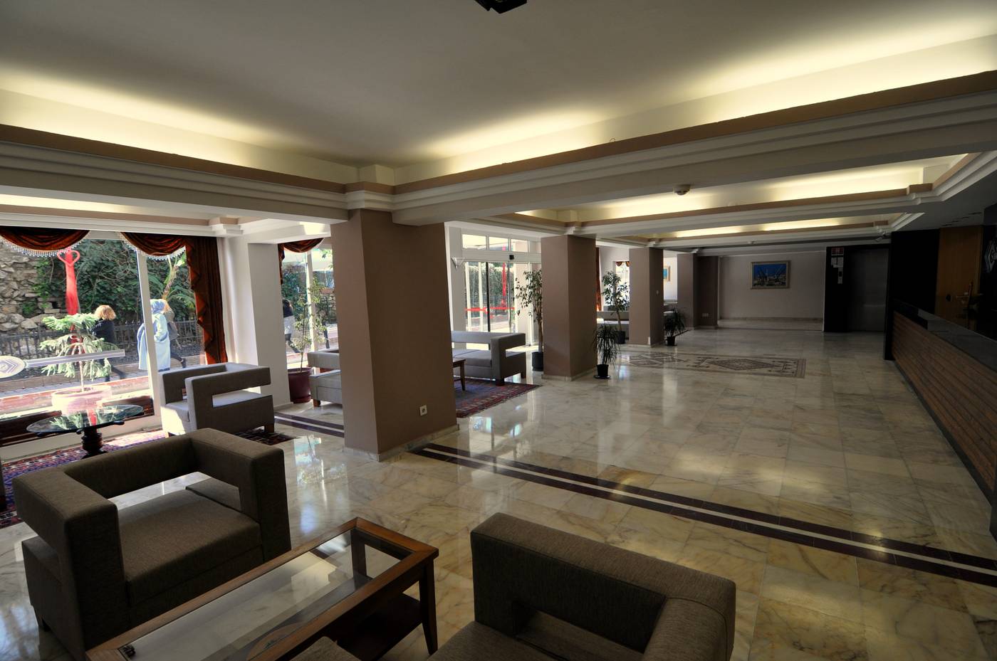 Surtel-Lobby-12