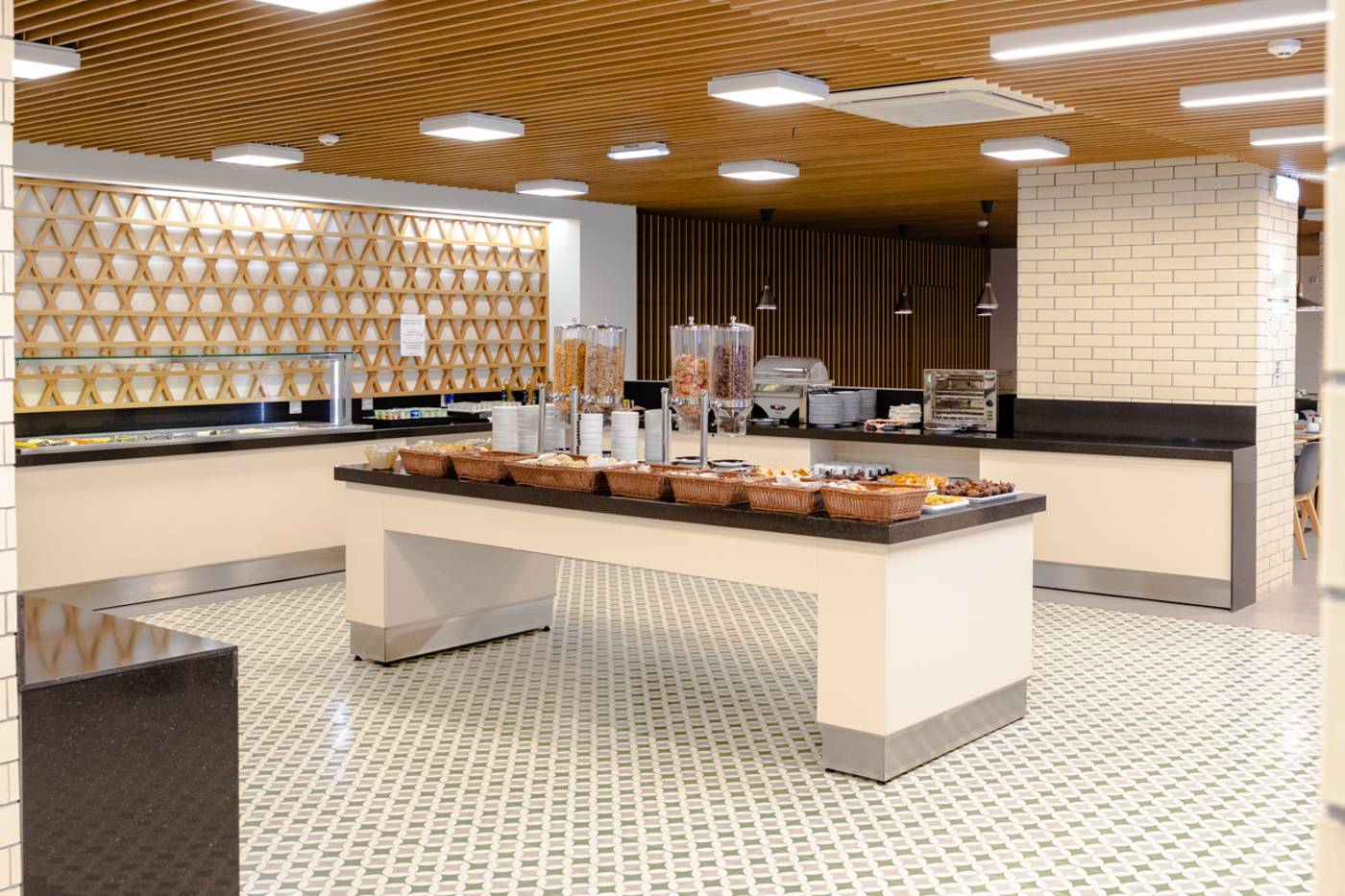 Alif-Campo-Pequeno-Restaurant-17