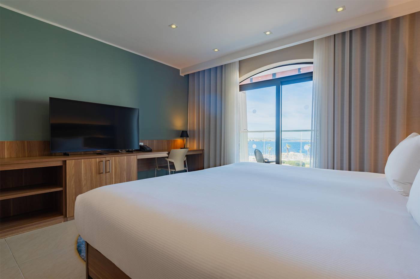 DoubleTree-by-Hilton-Malta-Room-33