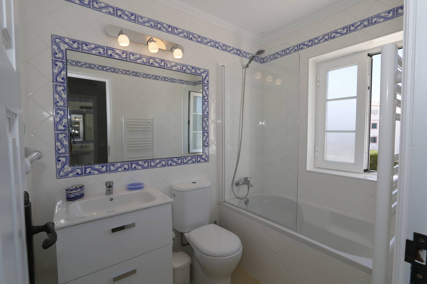 Apartments-Old-Village-Room-57