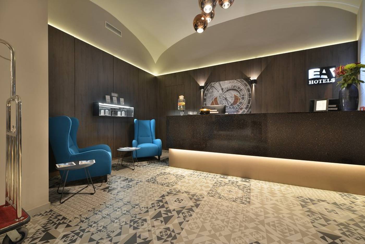 EA-Hotel-New-Town-Lobby-5