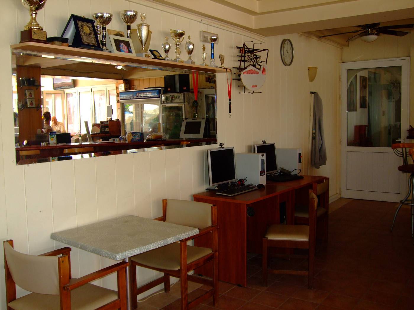 Antonios-Hotel-Lobby-22