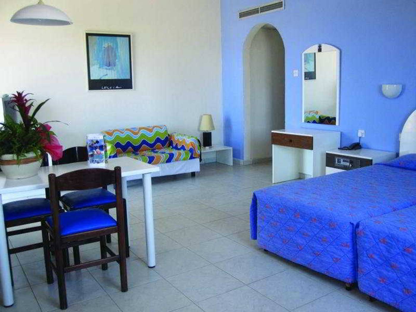 Crown-Resort-Elamaris-Room-11