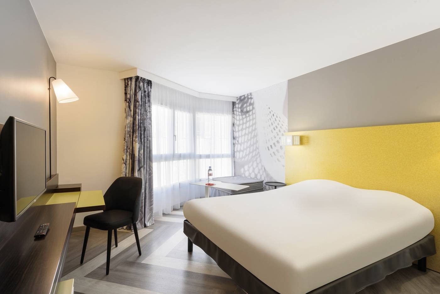 Ibis-Styles-Nice-Vieux-Port-Room-5