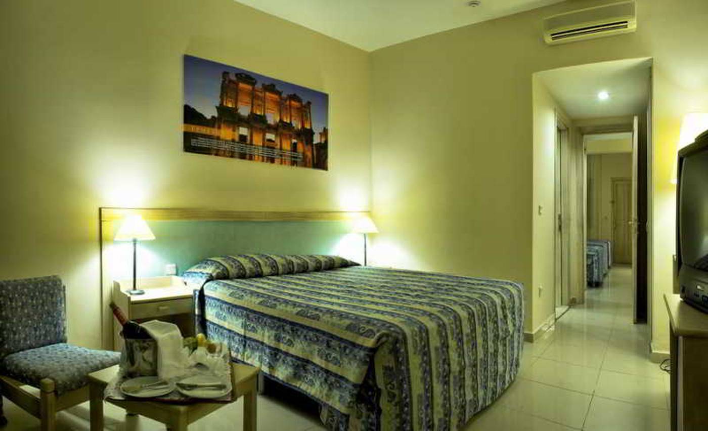 Ephesia-Holiday-Beach-Club-Room-33