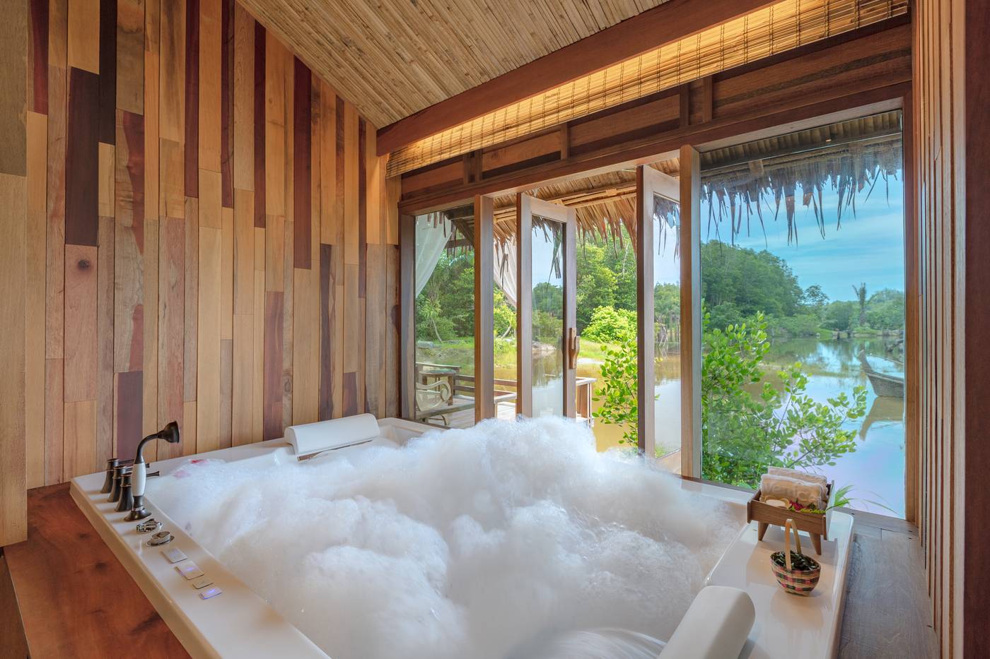 Venice-Krabi-Villa-Resort-Room-34