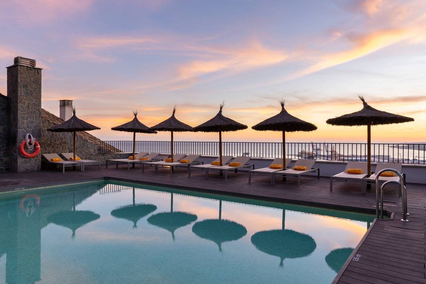 Parador-de-Malaga--Gibralfaro-Pool-7