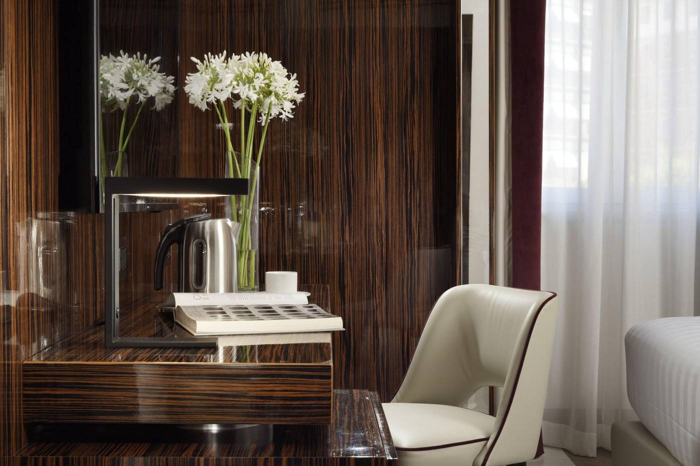 Le Boutique Hotel-Italy-Rome-Lobby-9