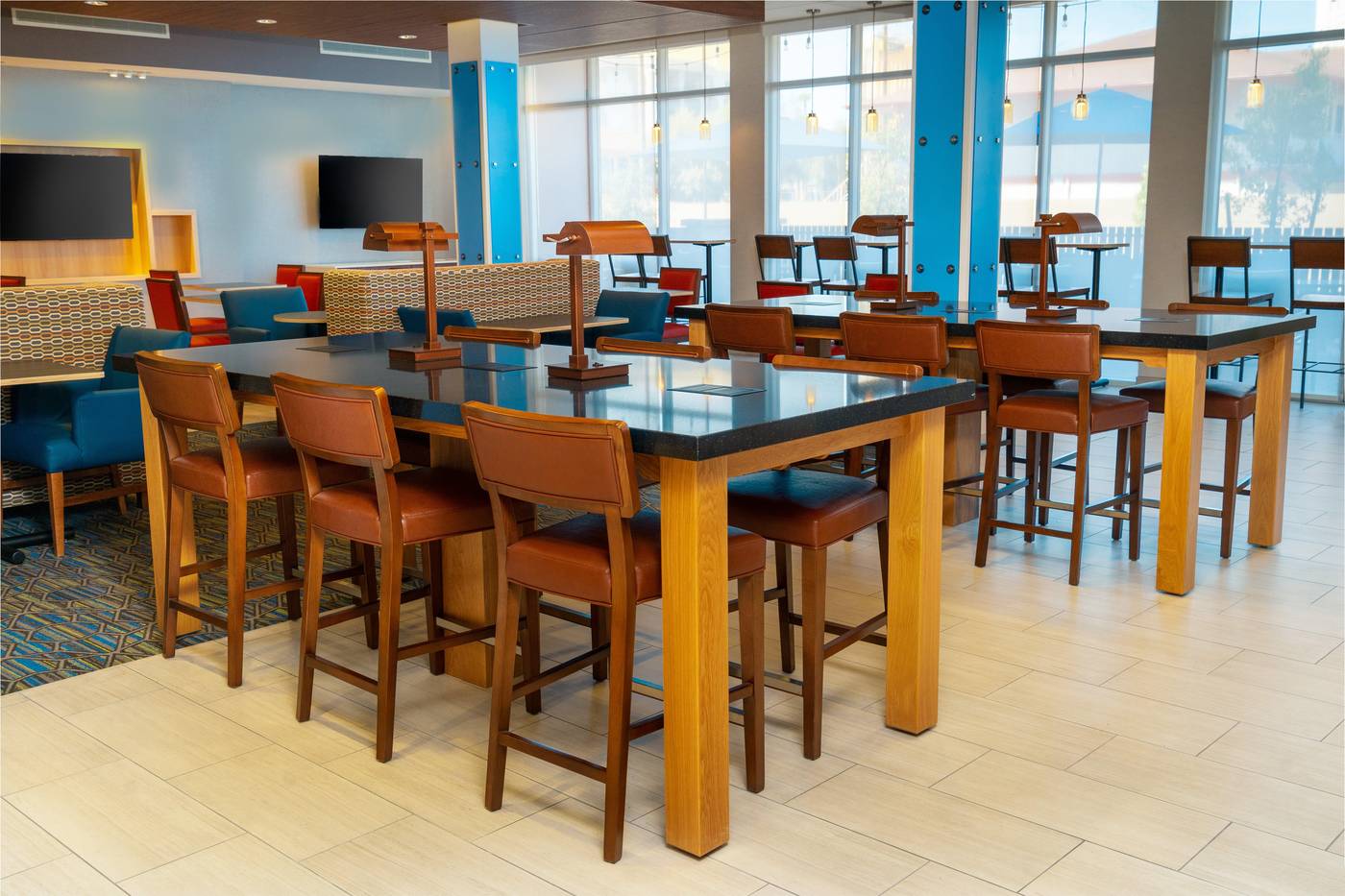 Holiday Inn Express & Suites Las Vegas E Tropicana-United States-Las Vegas-General view-4