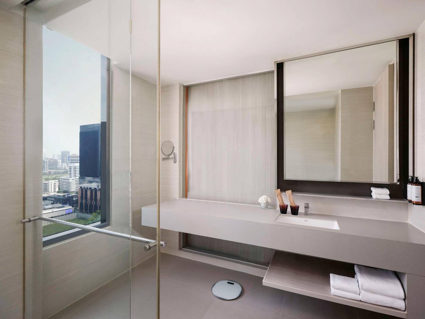 Mercure-Bangkok-Siam-Room-32