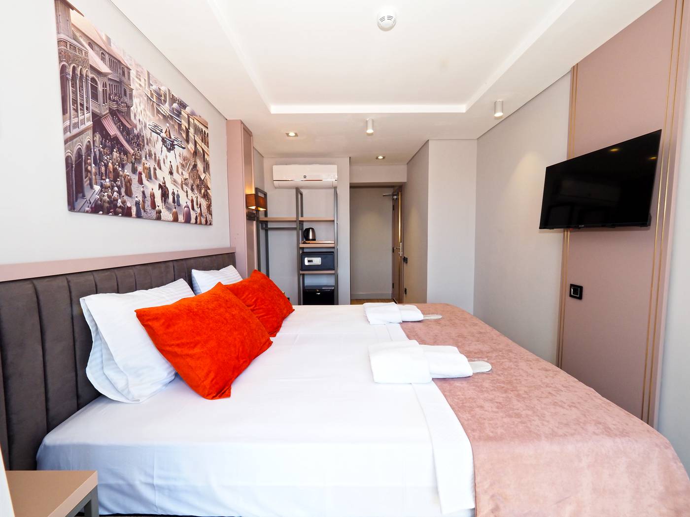 Premium-Hotel-Oldcity-Room-2