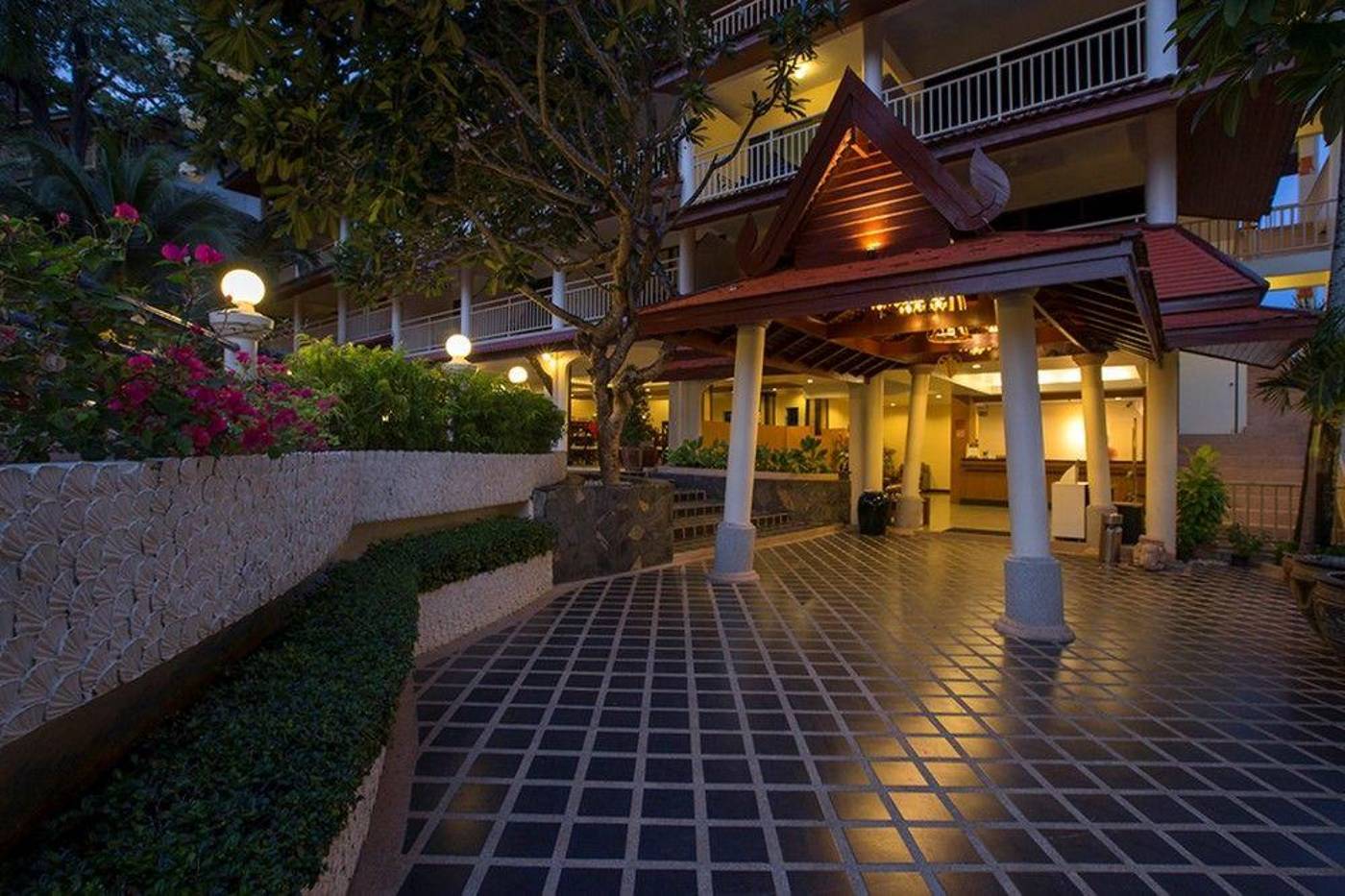 Chanalai-Flora-Resort-General-view-11