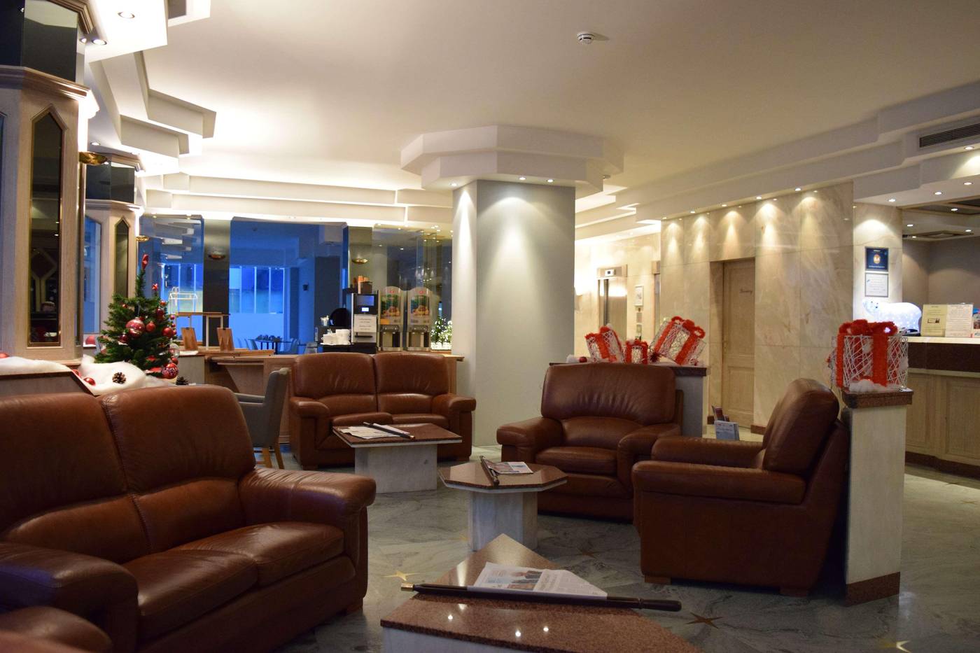Best-Western-Hotel-Royal-Centre-Lobby-14