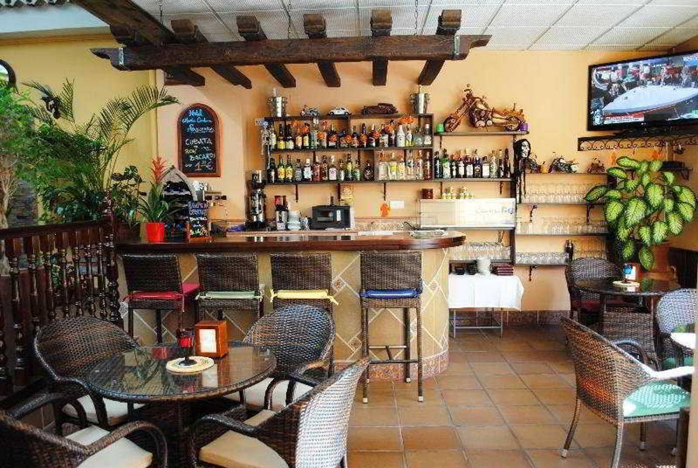 Maria-Cristina-Bar-10