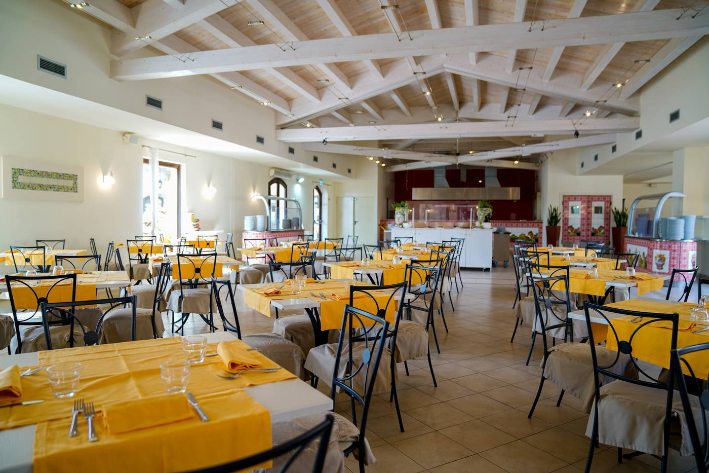 Sikania-Resort---SPA-Hotel-Bar-44