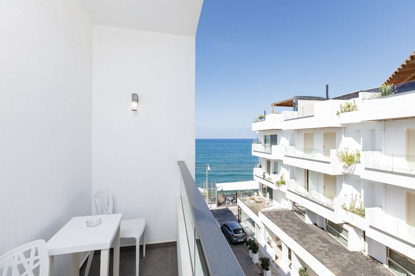 Kahlua Boutique Hotel & Suites