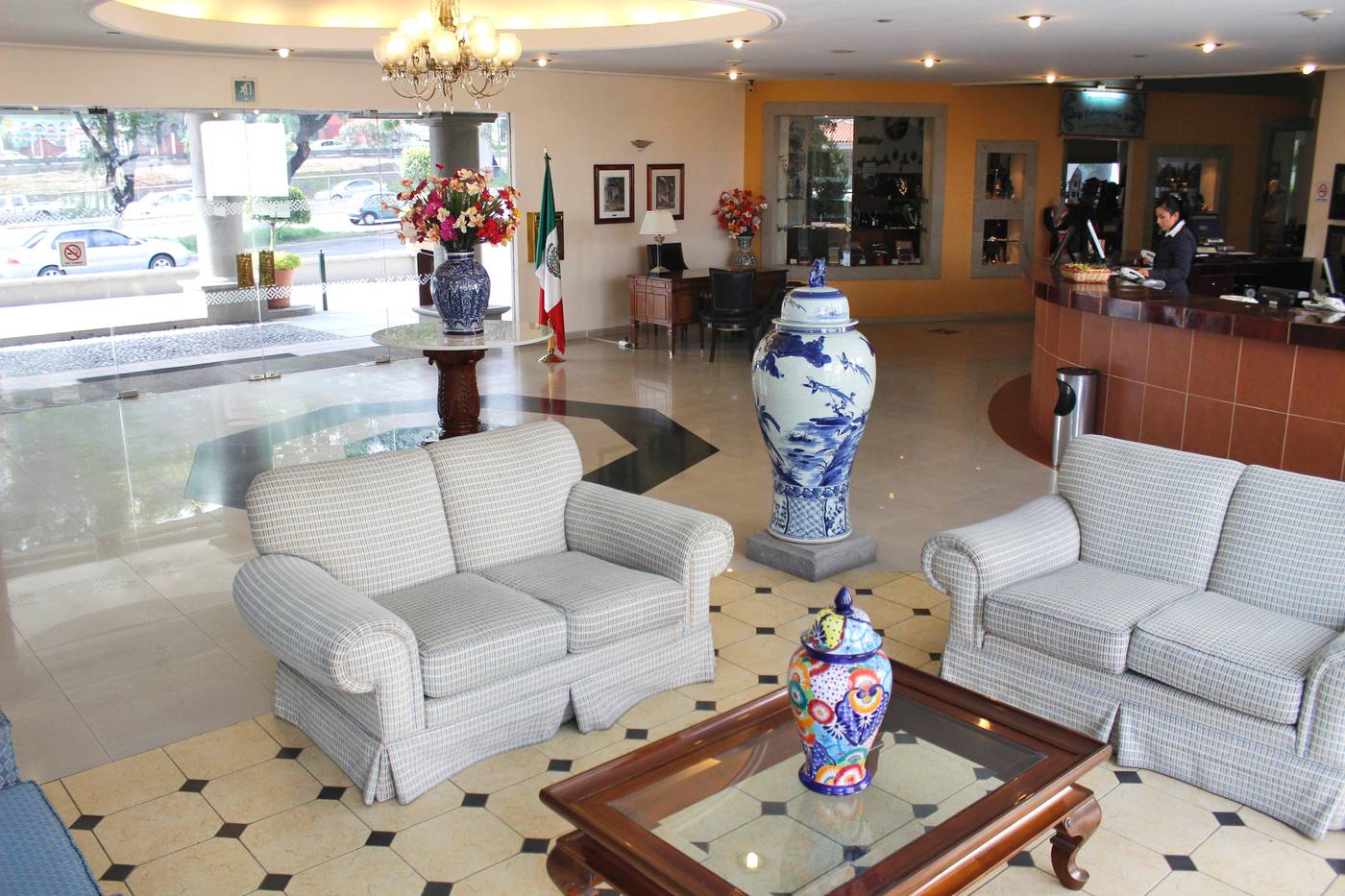 Krystal Satelite Maria Barbara-Mexico-TLALNEPANTLA-Lobby-6