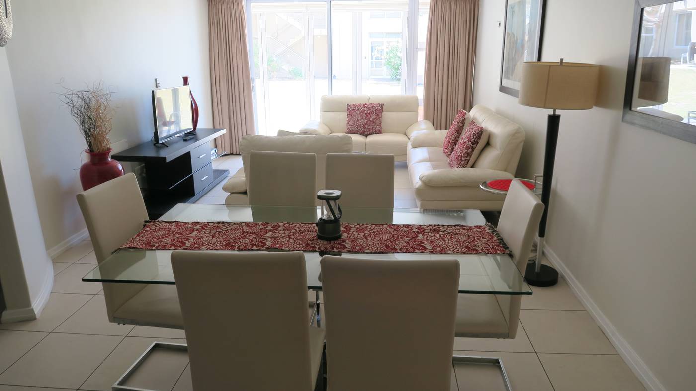 Lagoon-Beach-Room-49