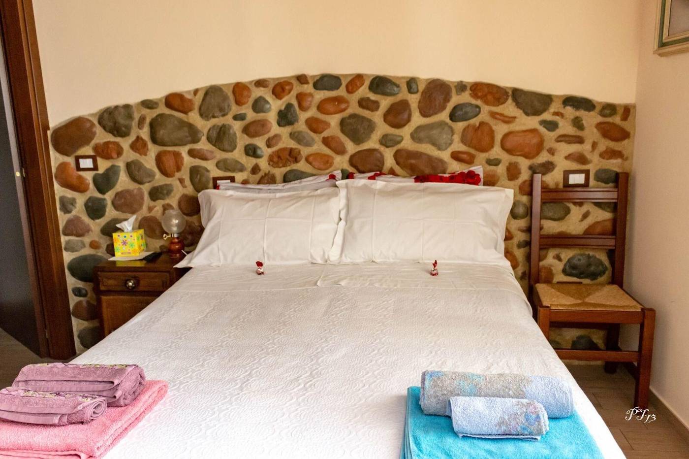 B&B La Dote-Italy-SANTO STEFANO DI SESSANIO-Room-10
