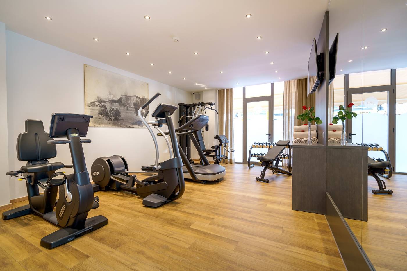 Kyma-Beach-Sports-and-Entertainment-58