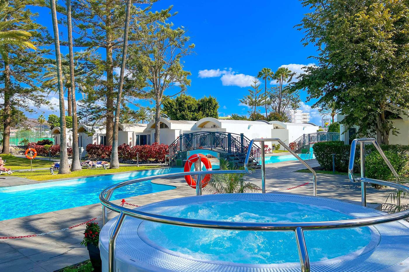 New - Cordial Biarritz