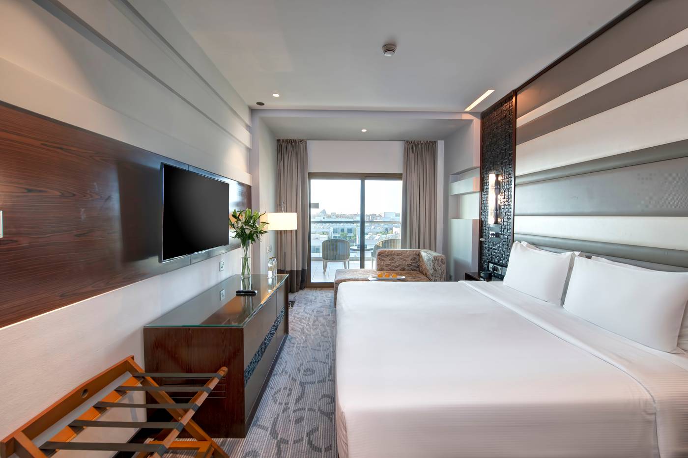 Metropolitan-Hotel-on-Sheikh-Zayed-Road-Dubai-Room-28