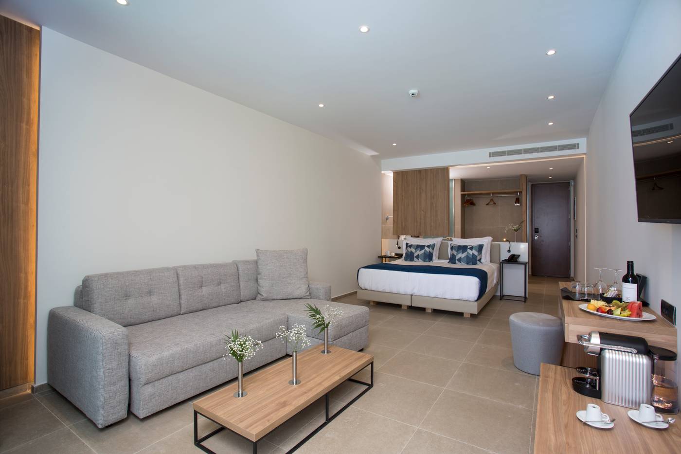 Gennadi-Grand-Resort-Room-32