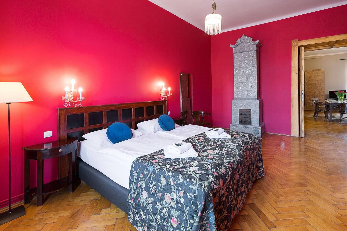 Antique-Apartments-Plac-Szczepanski-Room-49