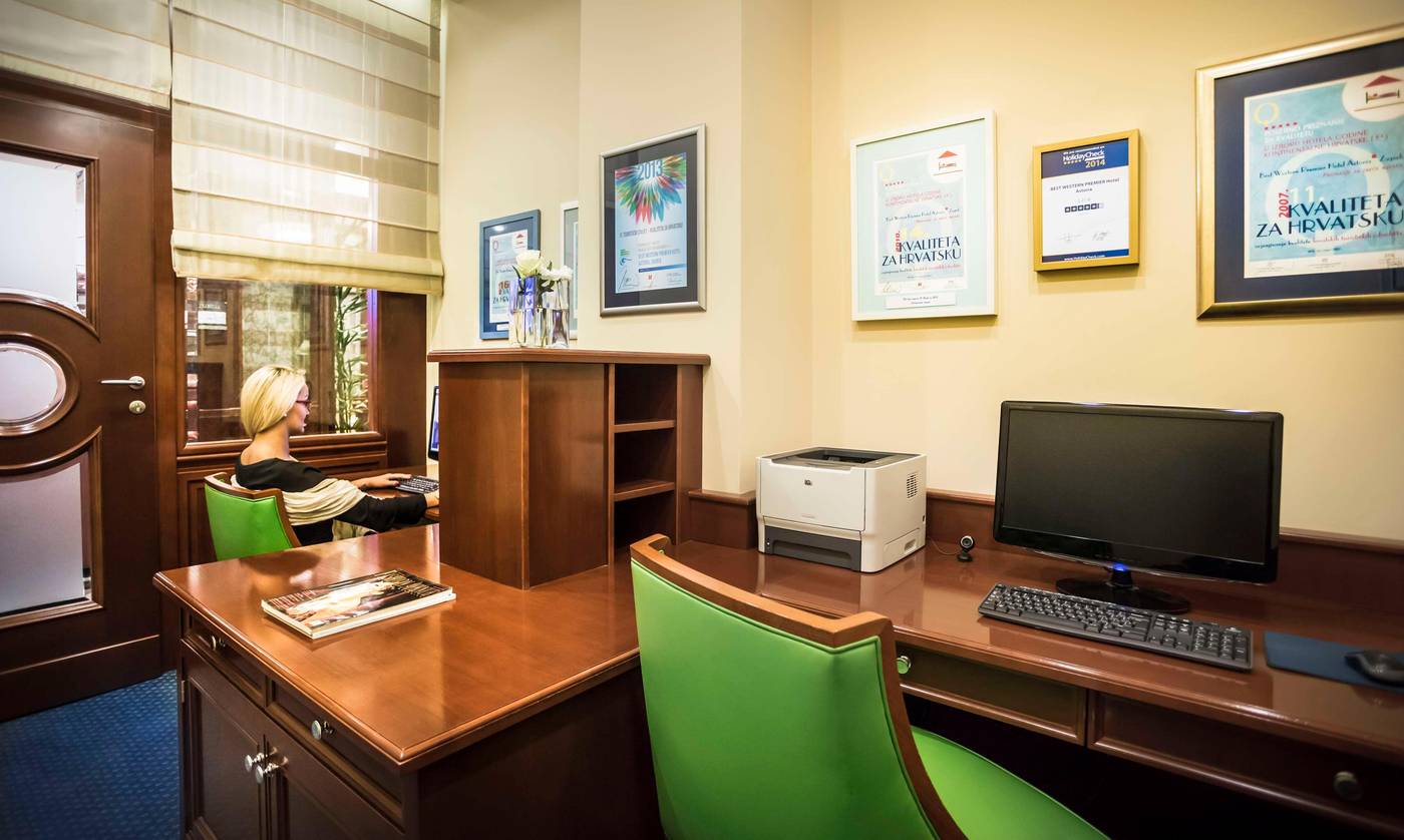 Best Western Premier Hotel Astoria-Croatia-Zagreb-Lobby-10