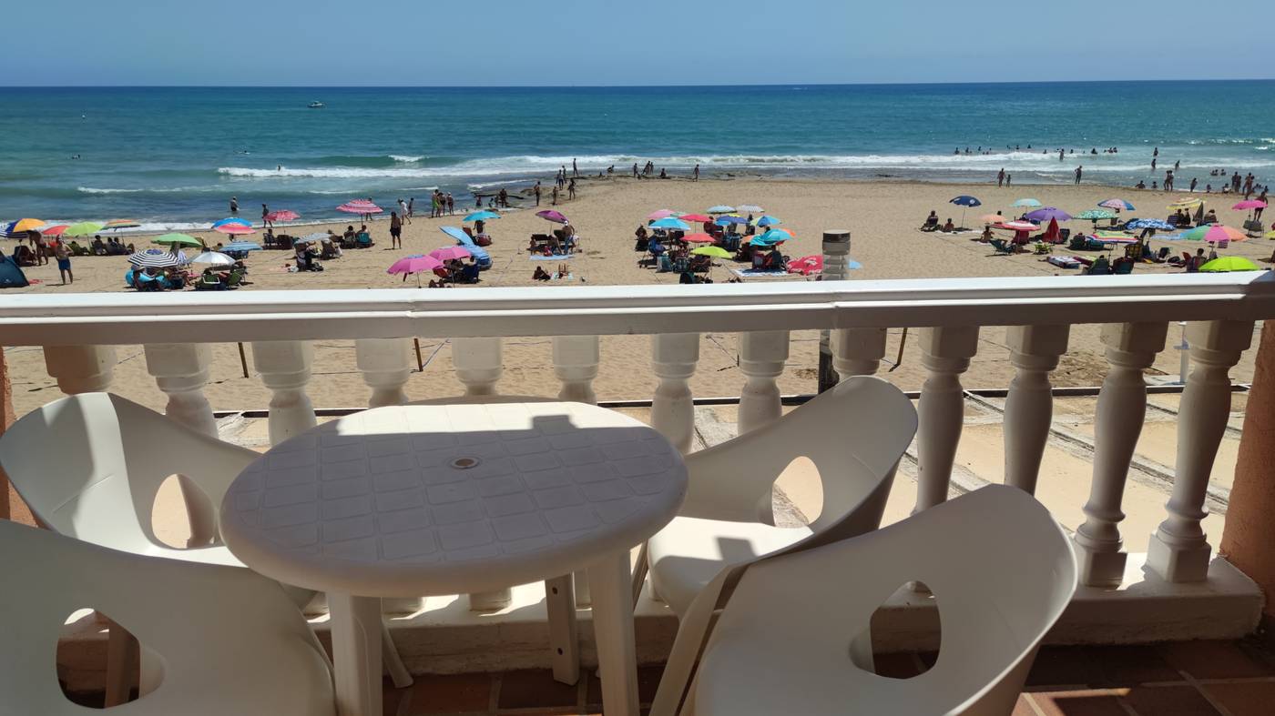 Lloyds-Beach-Club-Beach-59