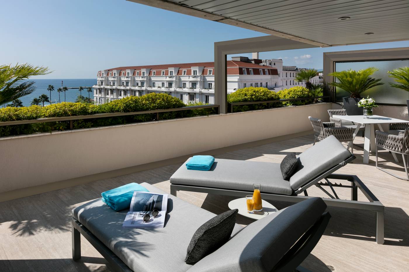 Hotel-Barriere-Le-Gray-d-Albion-Terrace-62